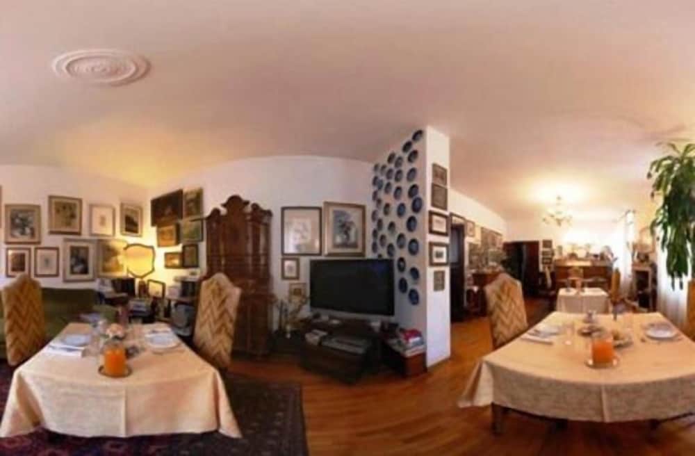 Locanda Borgonuovo 18/30