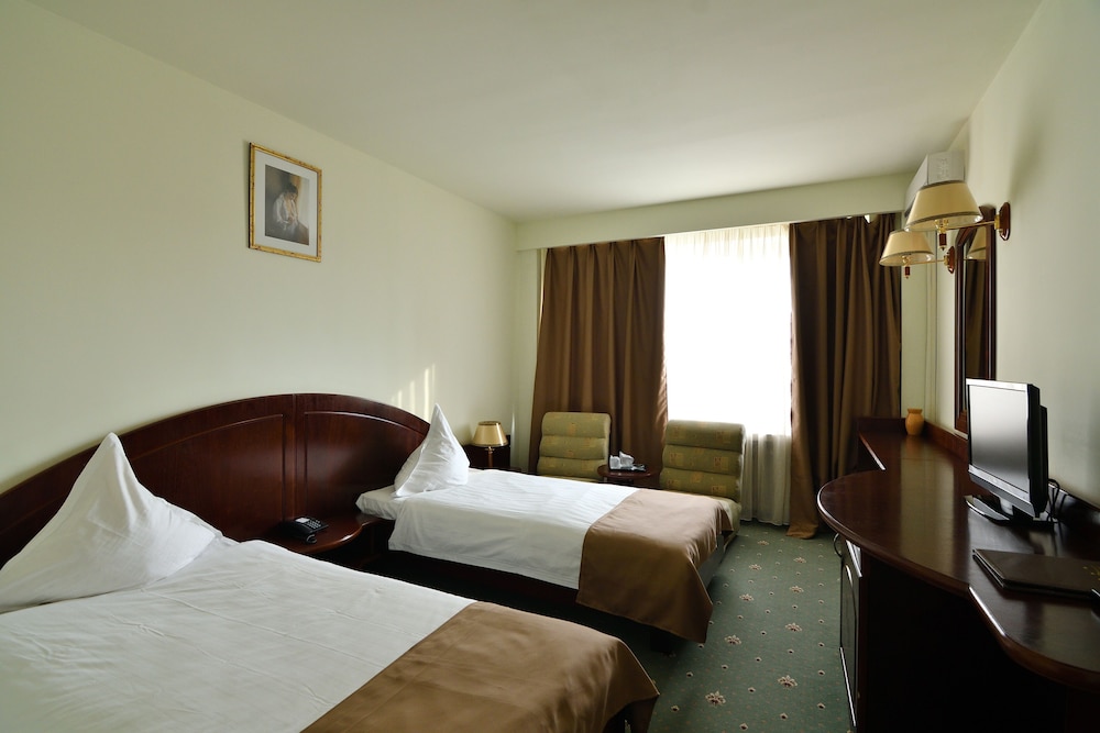 Hotel Delta 3 21/64