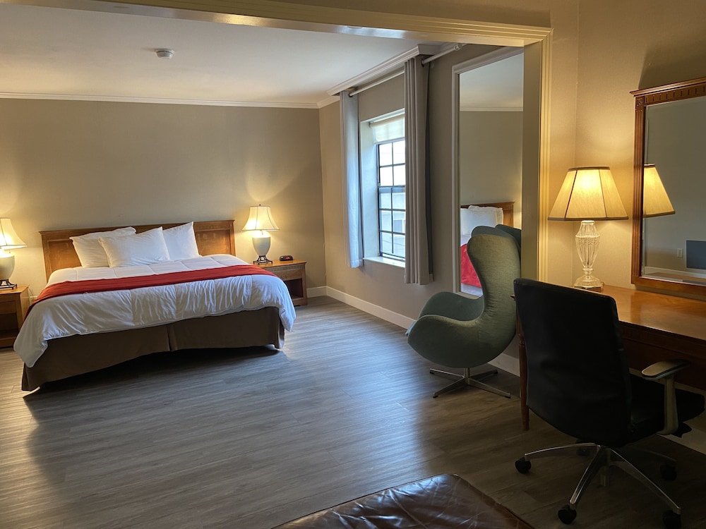 Ramada by Wyndham Los Angeles/Koreatown West 24/33