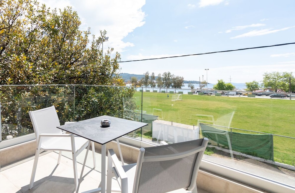 Thetis Boutique Luxury Apartments 37/50