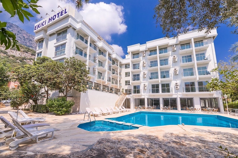Ekici Hotel 12/65