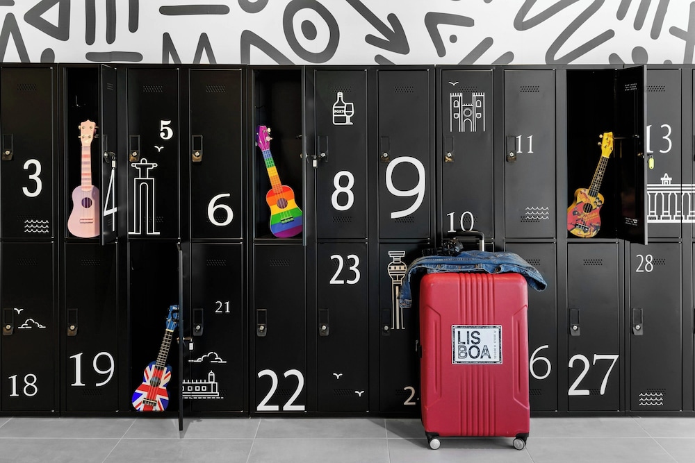 Moxy Alfragide Lisboa 12/58
