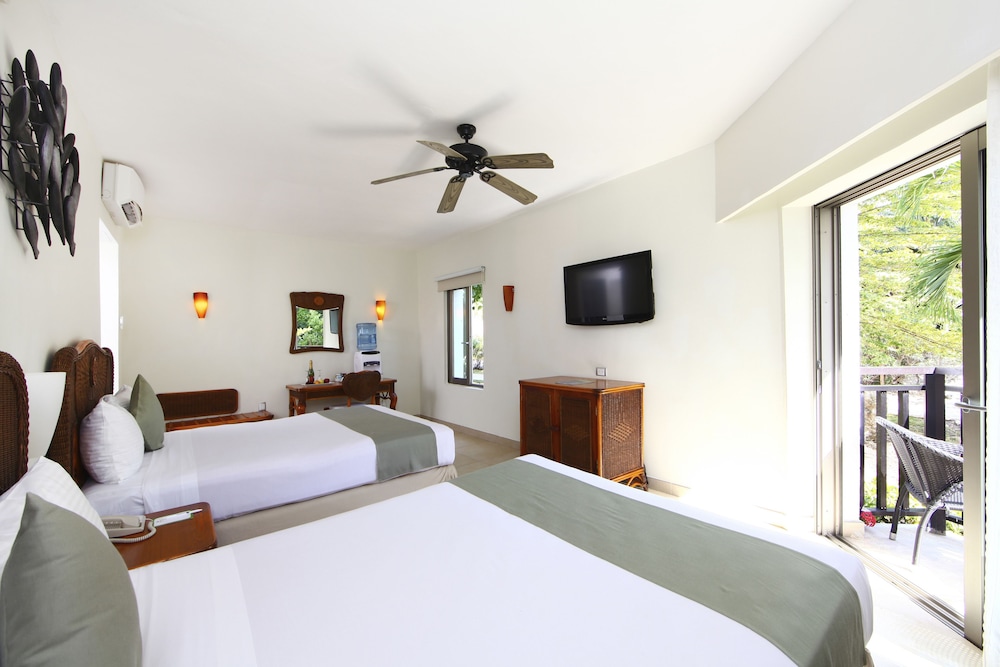 Sandos Caracol Nature Resort & Water Park All Inclusive 25/62