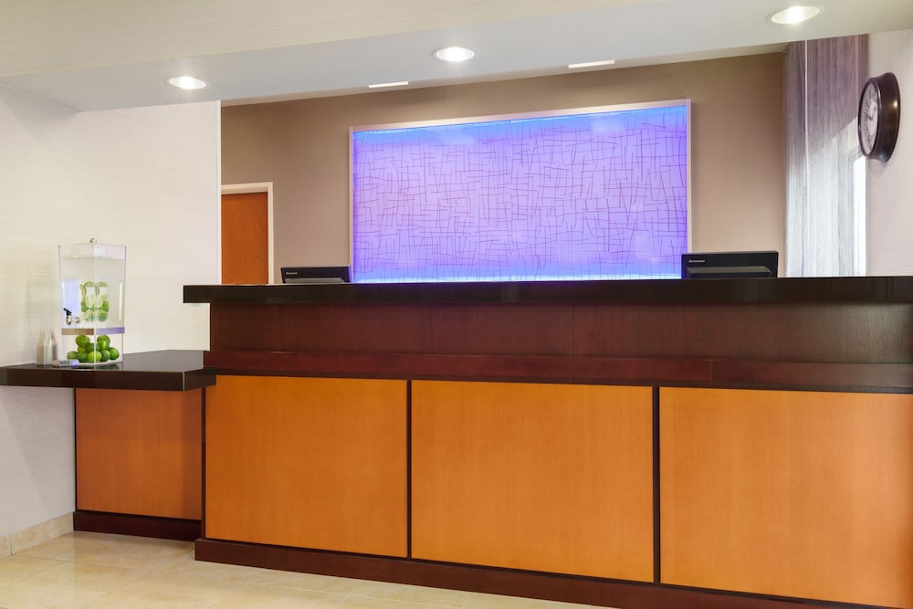 Fairfield Inn and Suites Omaha East/Council Bluffs IA 5/36