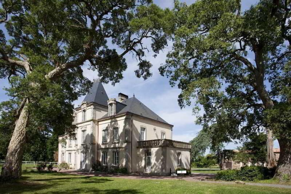 Relais Du Silence Chateau De La Richerie 1/50
