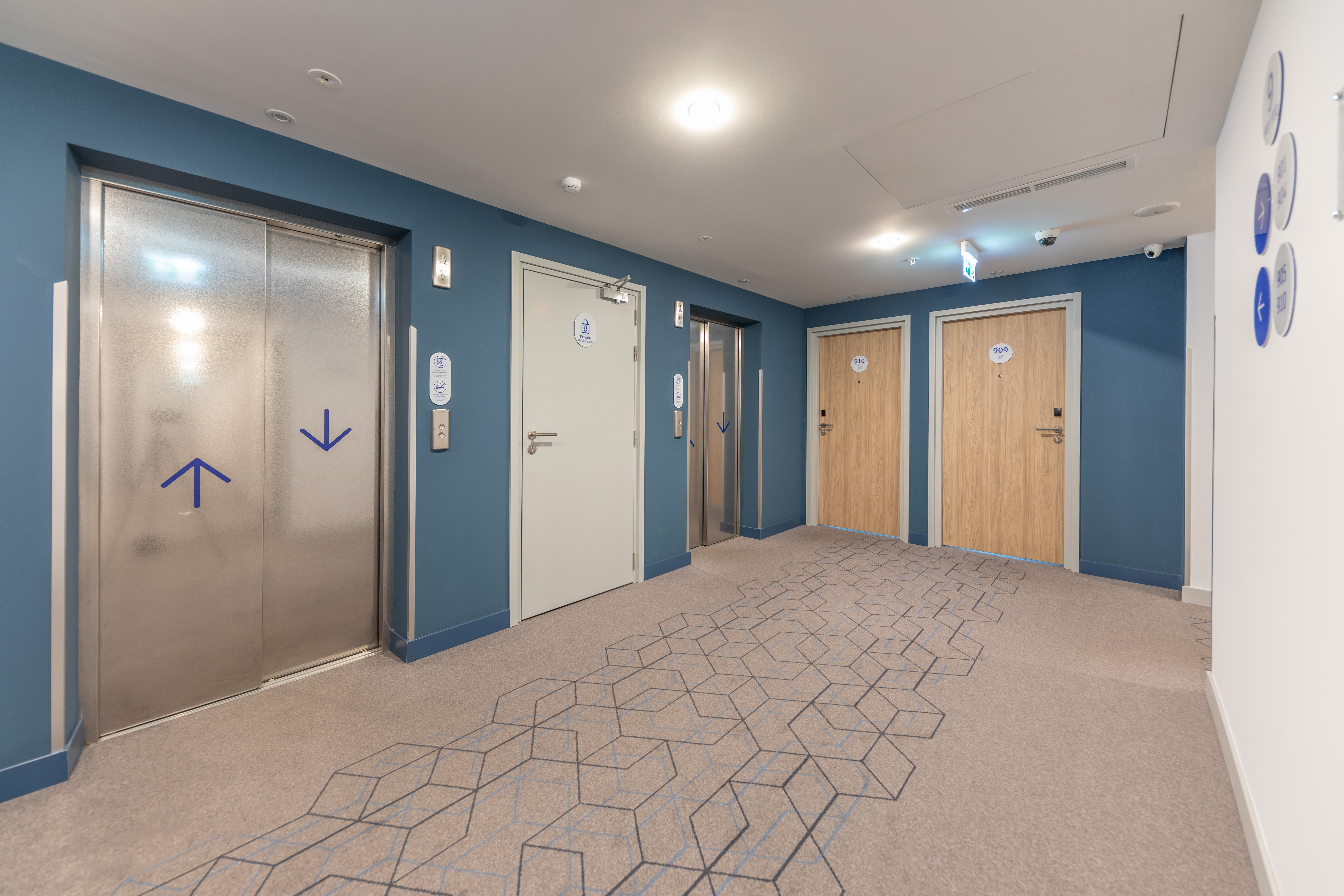 Holiday Inn Express Yerevan 75/81