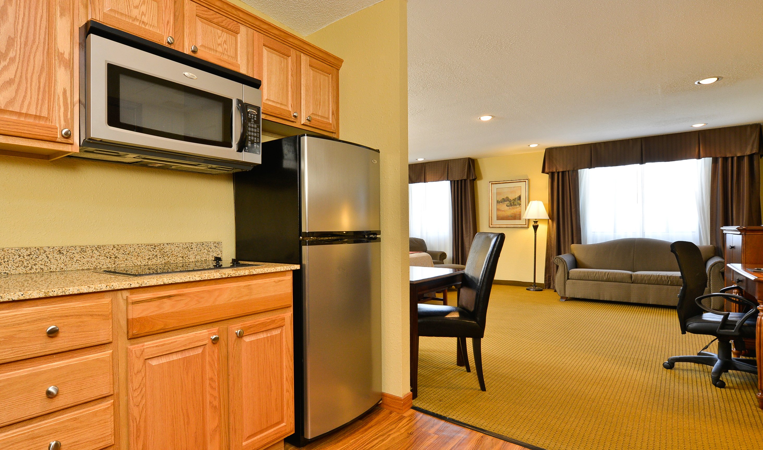 Best Western Plus Dubuque Hotel and Conference Center 29/33