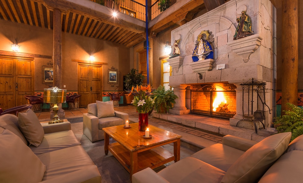 Hotel Casa del Refugio 37/54