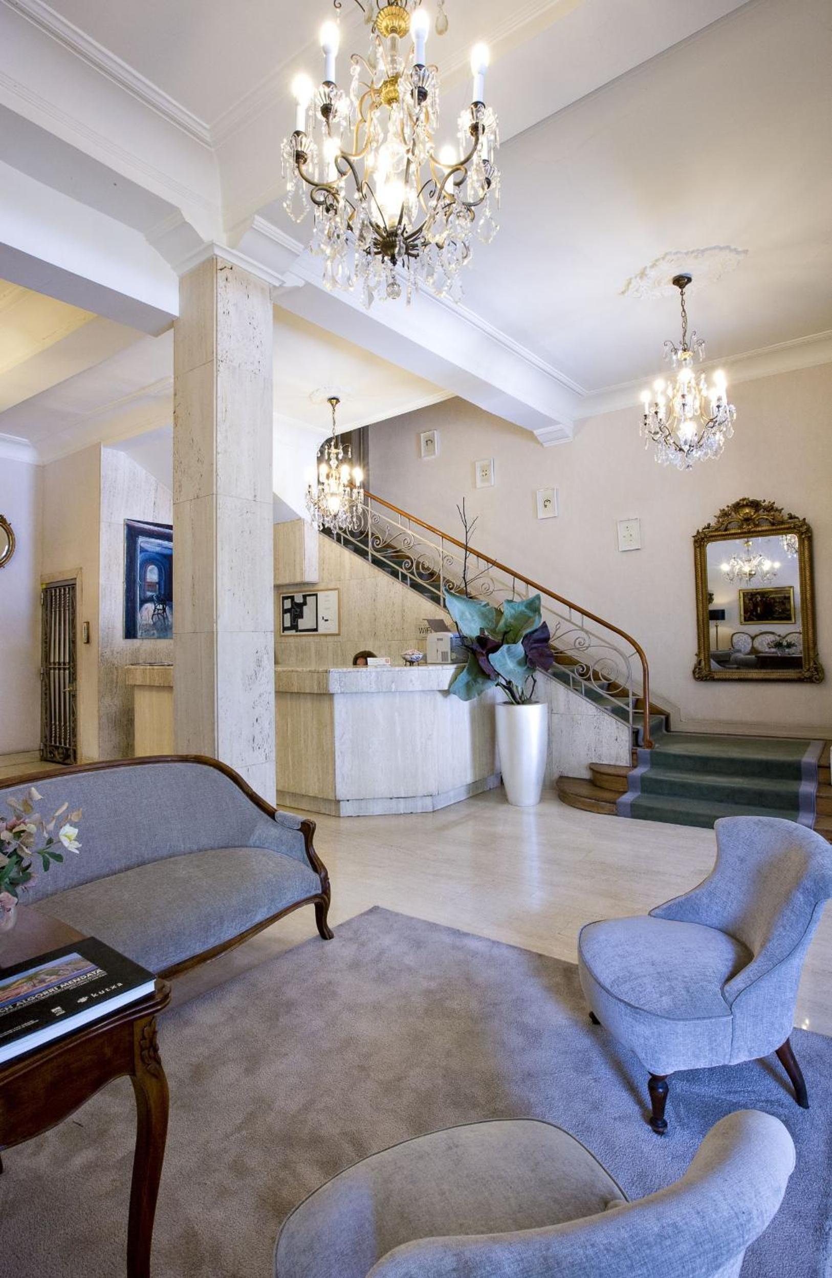 Hotel Niza 56/75