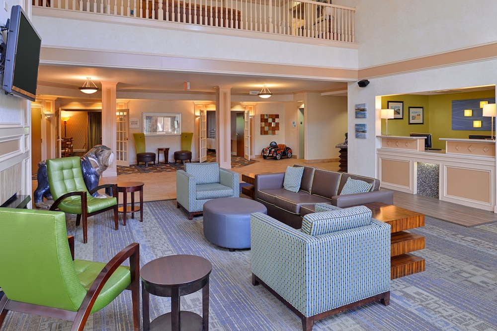 Holiday Inn Express Suites St Joseph 42/69