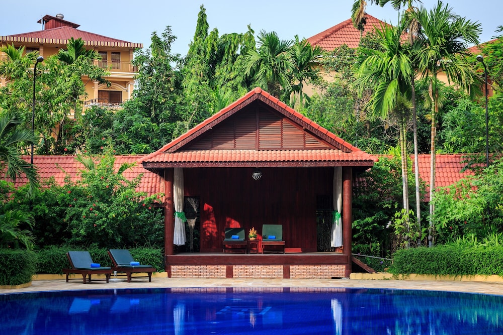 ANGKOR PARADISE HOTEL 45/50