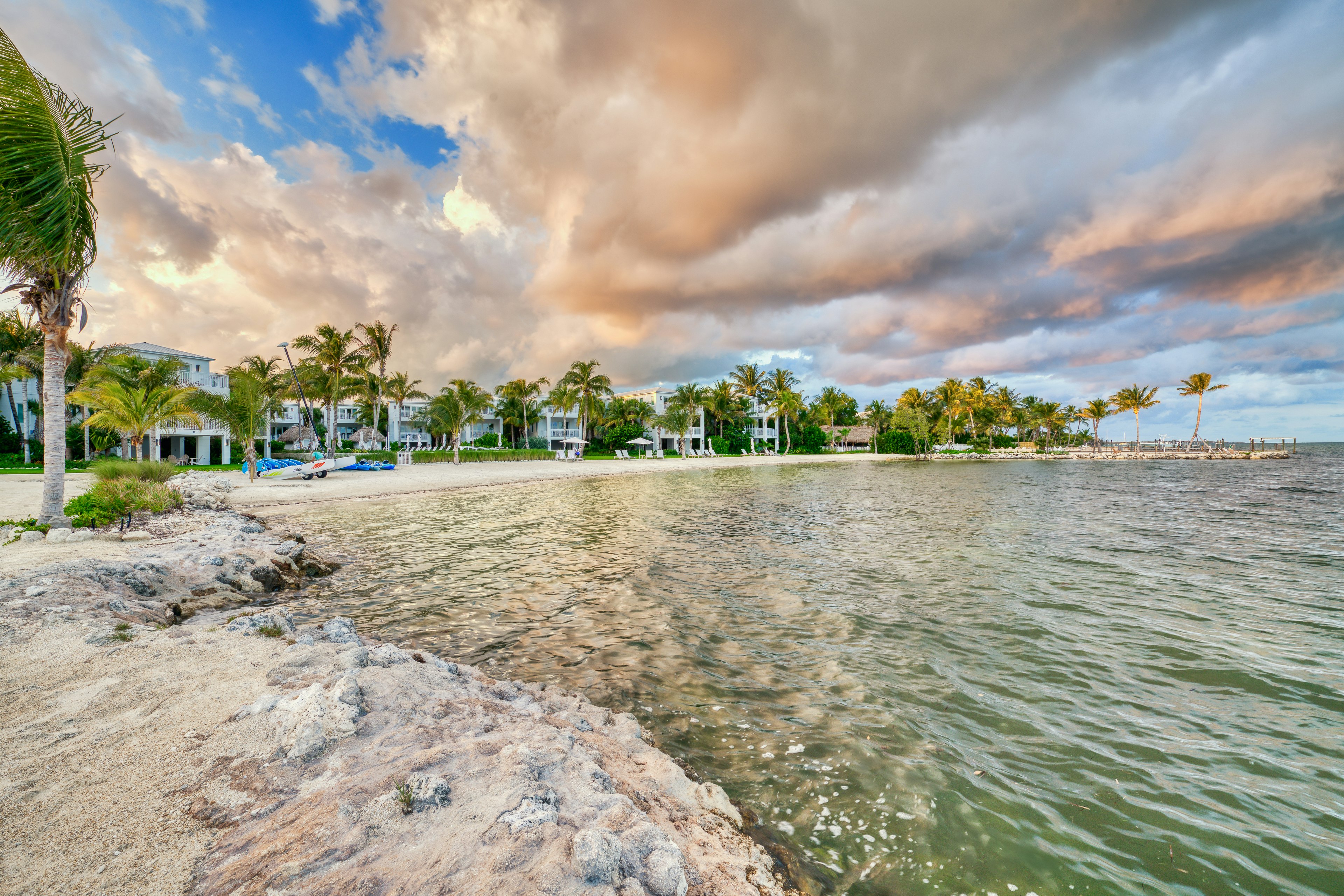 The Islands of Islamorada 35/50