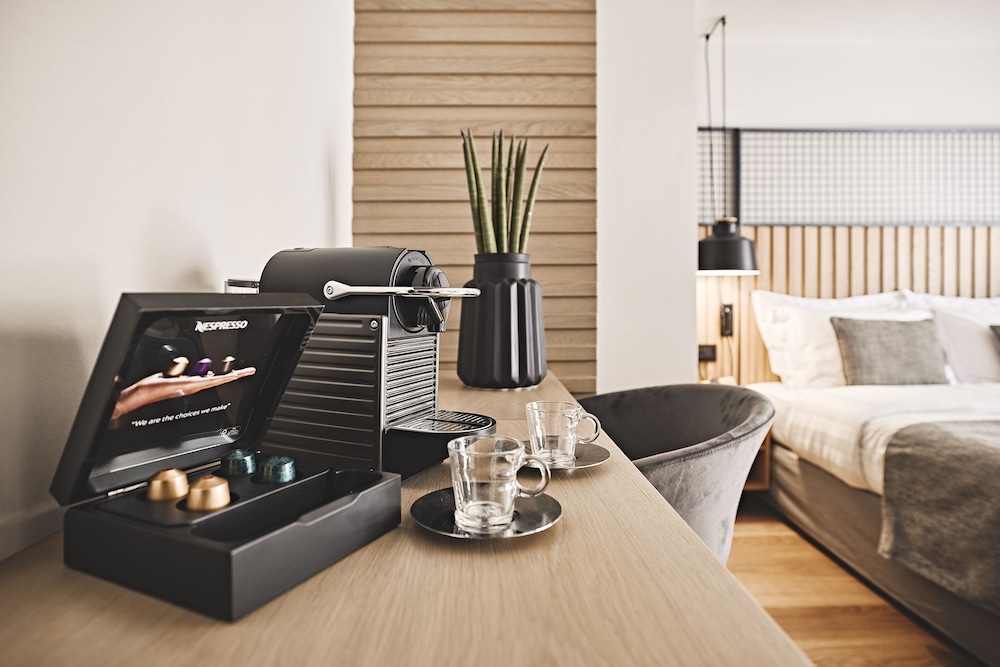 Cama Luxury Suites 41/58