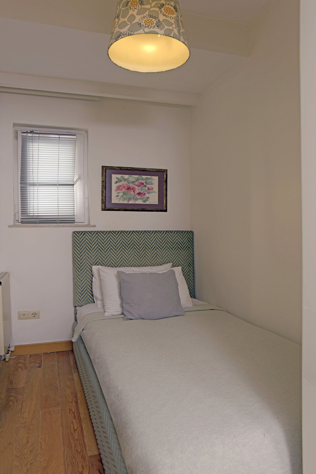 3 Bedrooms, Apartment, 1 Single and 2 Double Beds, City View, Balcony
