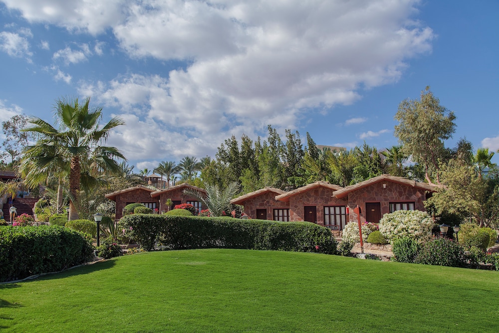 Xperience Hill-Top Beach Resort 15/22