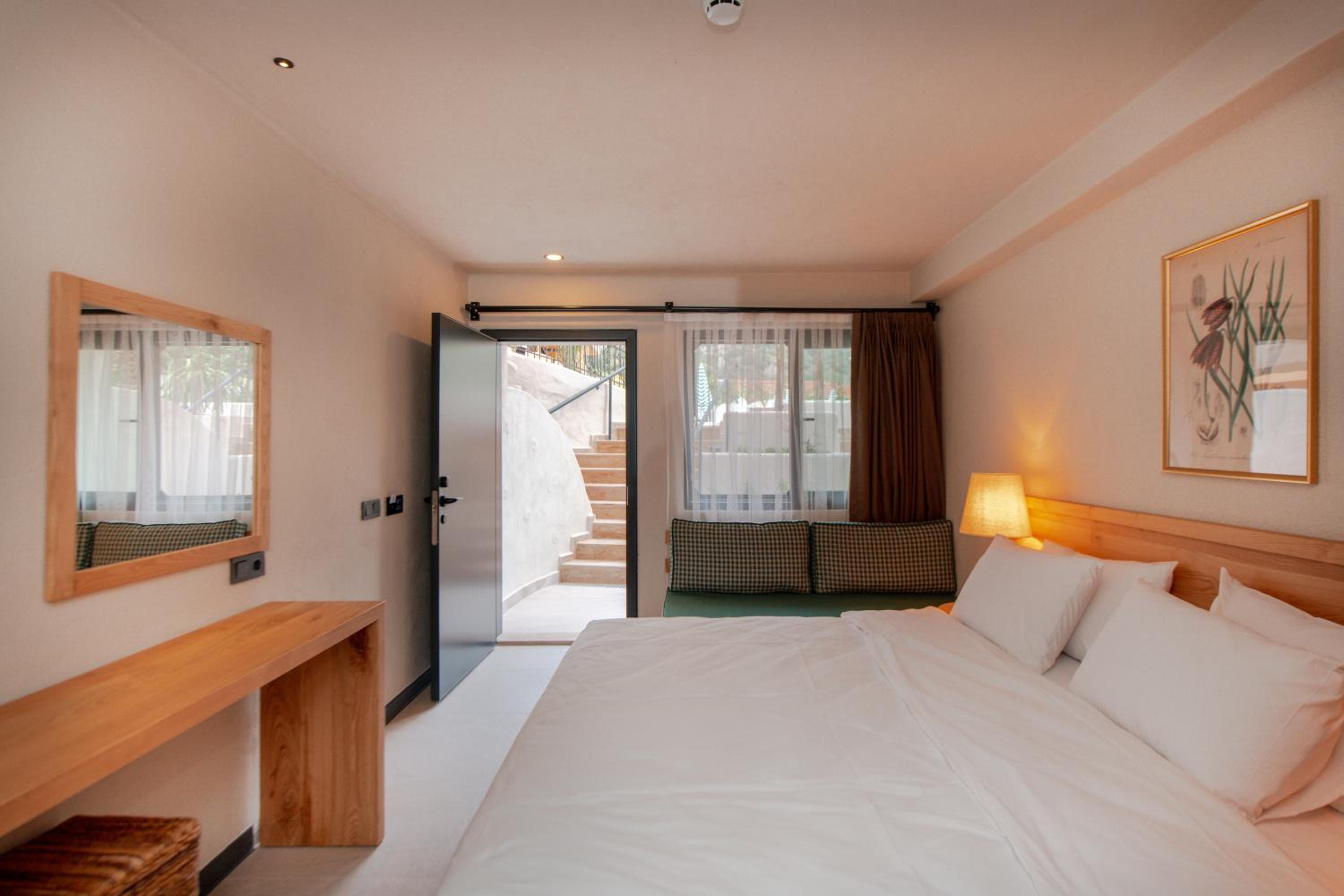 Garden, Double Bed