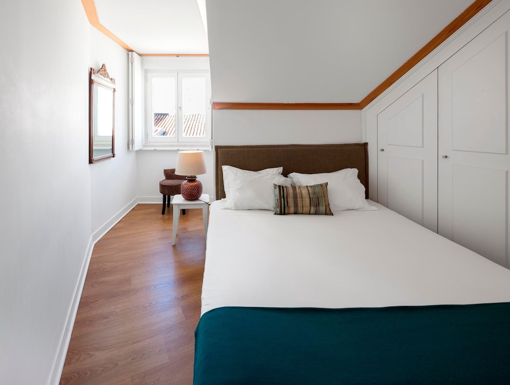 Palacio Camoes Lisbon Serviced Apartments 19/50