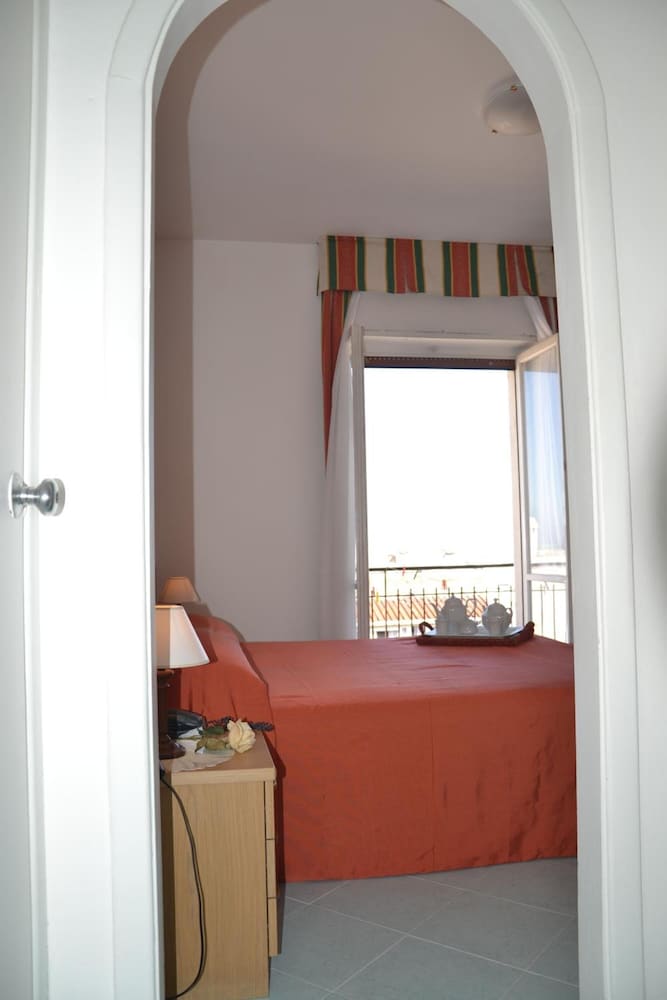 Hotel Conte 36/62