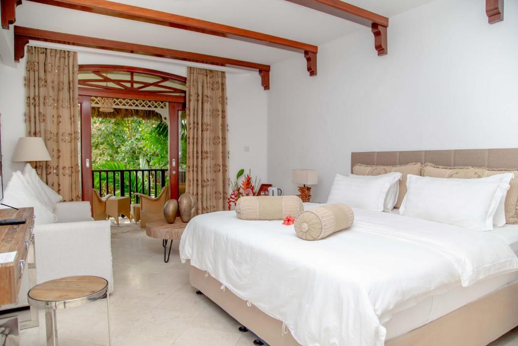 Deluxe, Double Bed, Beach Front