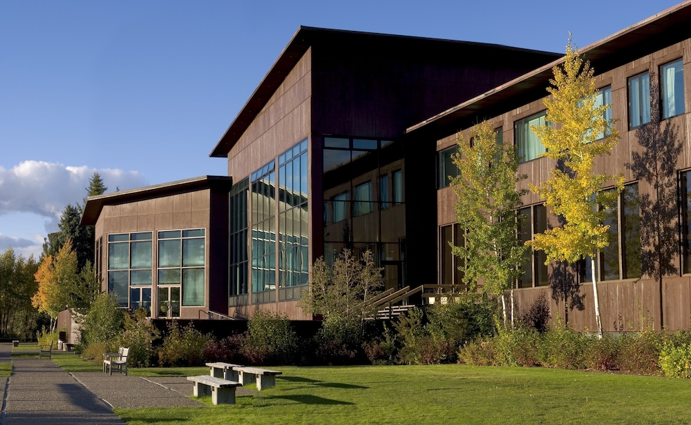 Jackson Lake Lodge 4/48
