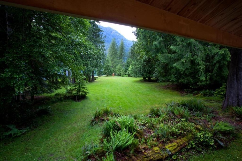 Lake Crescent Lodge 42/50