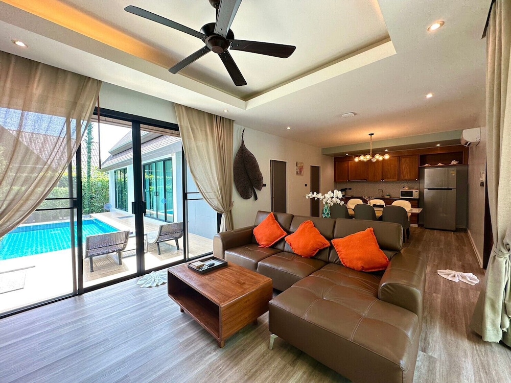 THE KIRI VILLAS RESORT 46/69