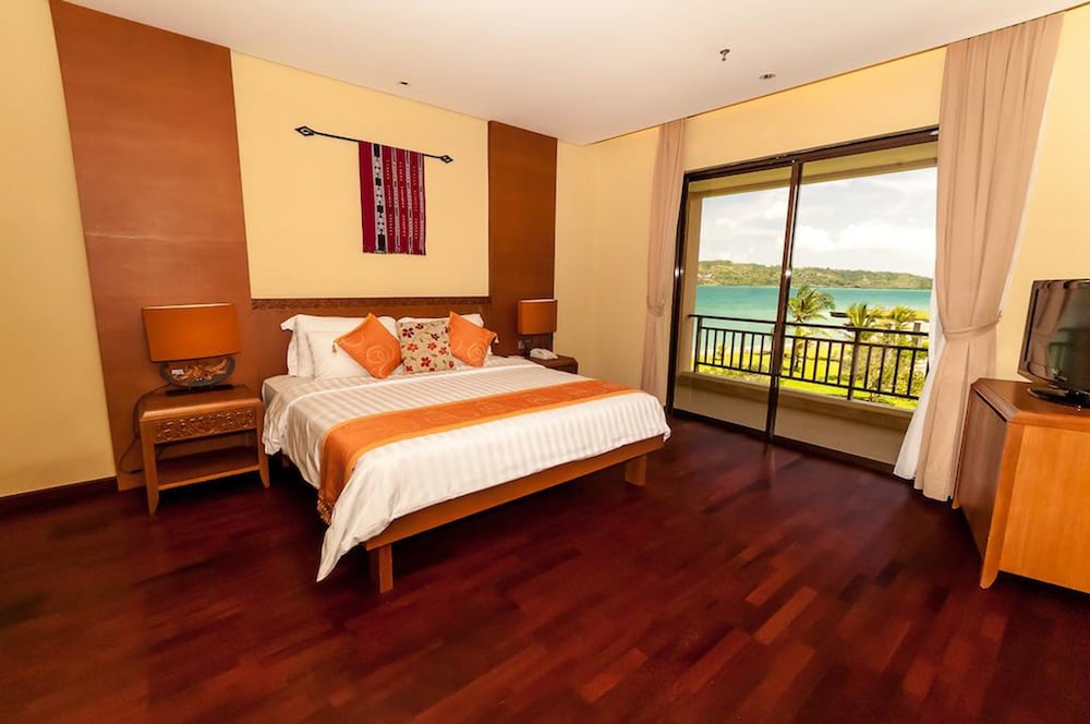 The Natsepa Resort Conference Center 13/44