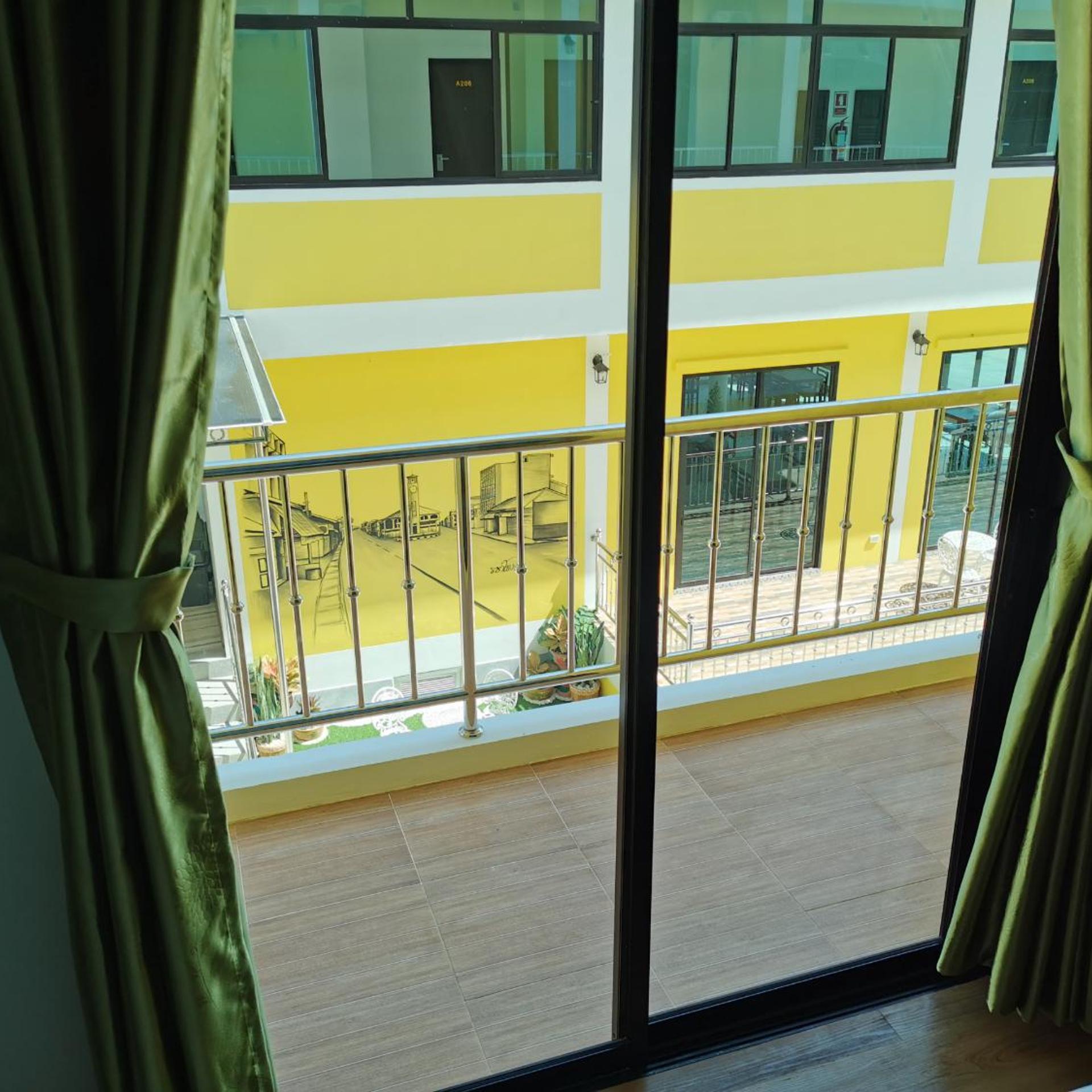 Racha Khong Hotel 7/40