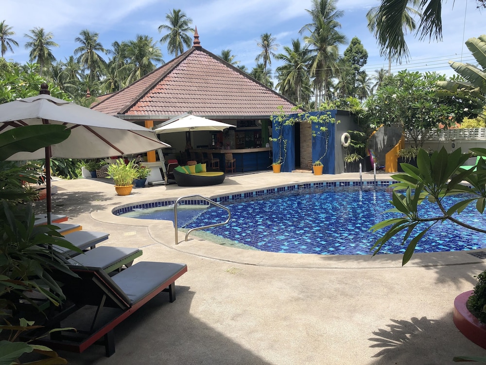 Tropical Palm Resort and Spa 27/31