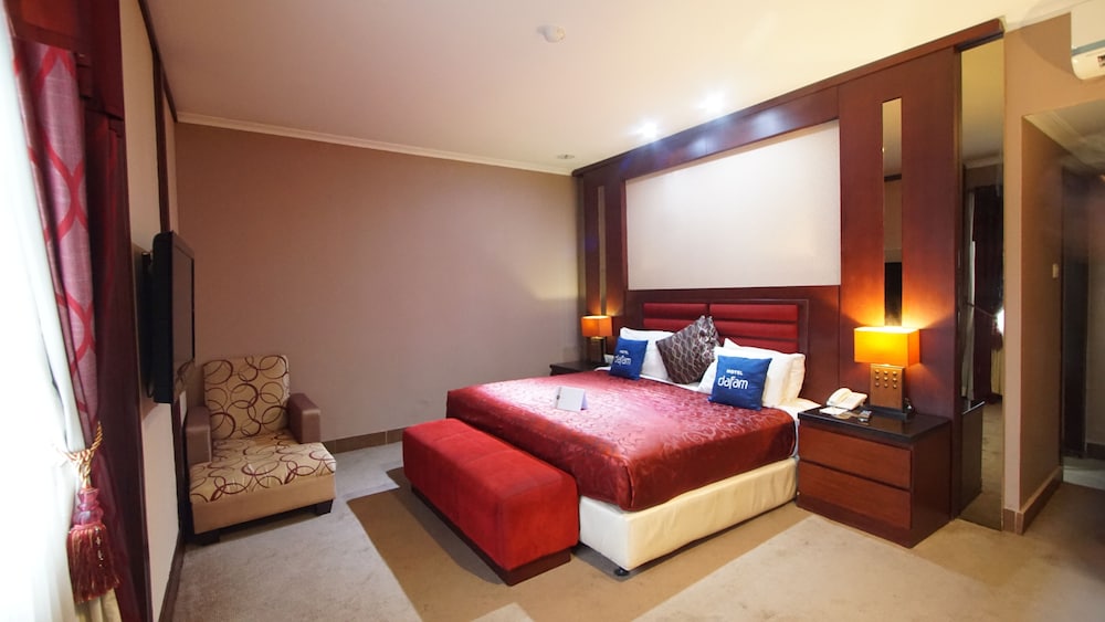 Hotel Dafam Cilacap 7/36