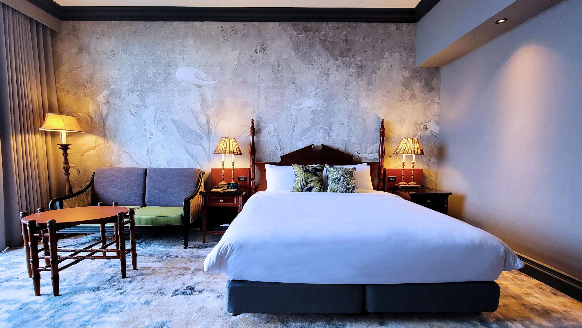 OCEAN, DELUXE, DOUBLE BED