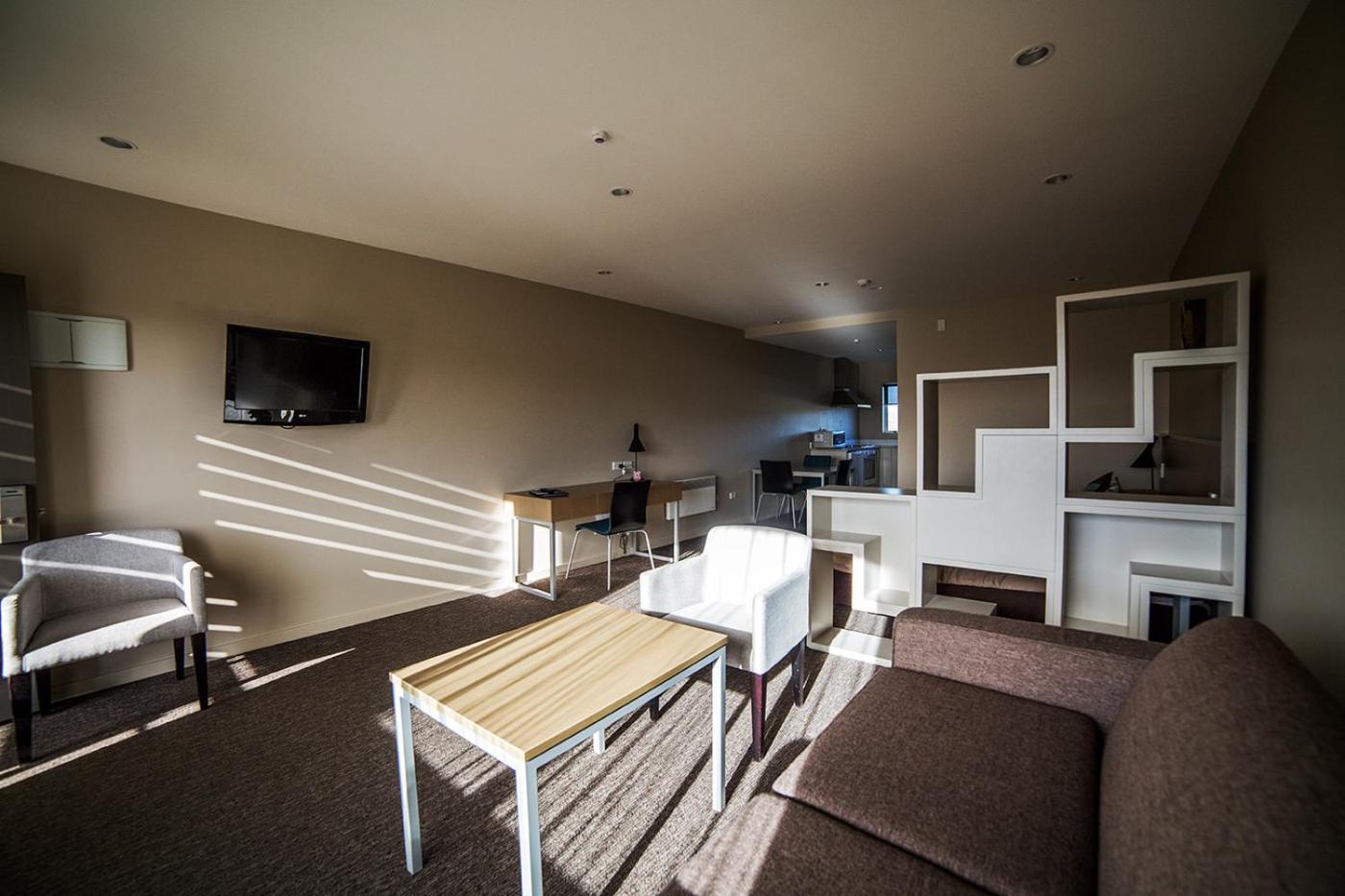 NORTHSTAR MOTEL 13/19
