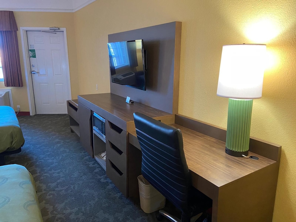 Hyatt Select Galveston Beachfront 28/43