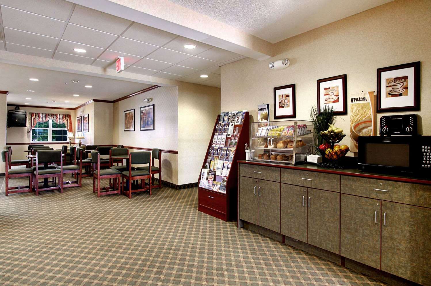 Microtel Inn And Suites Bridgeport 3/6