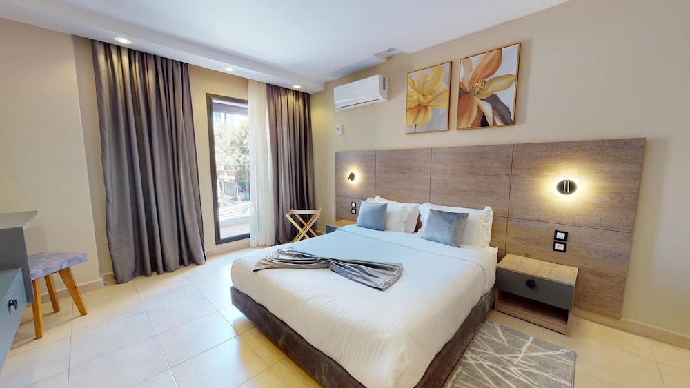Kingdom Luxury Cheraga 7/42