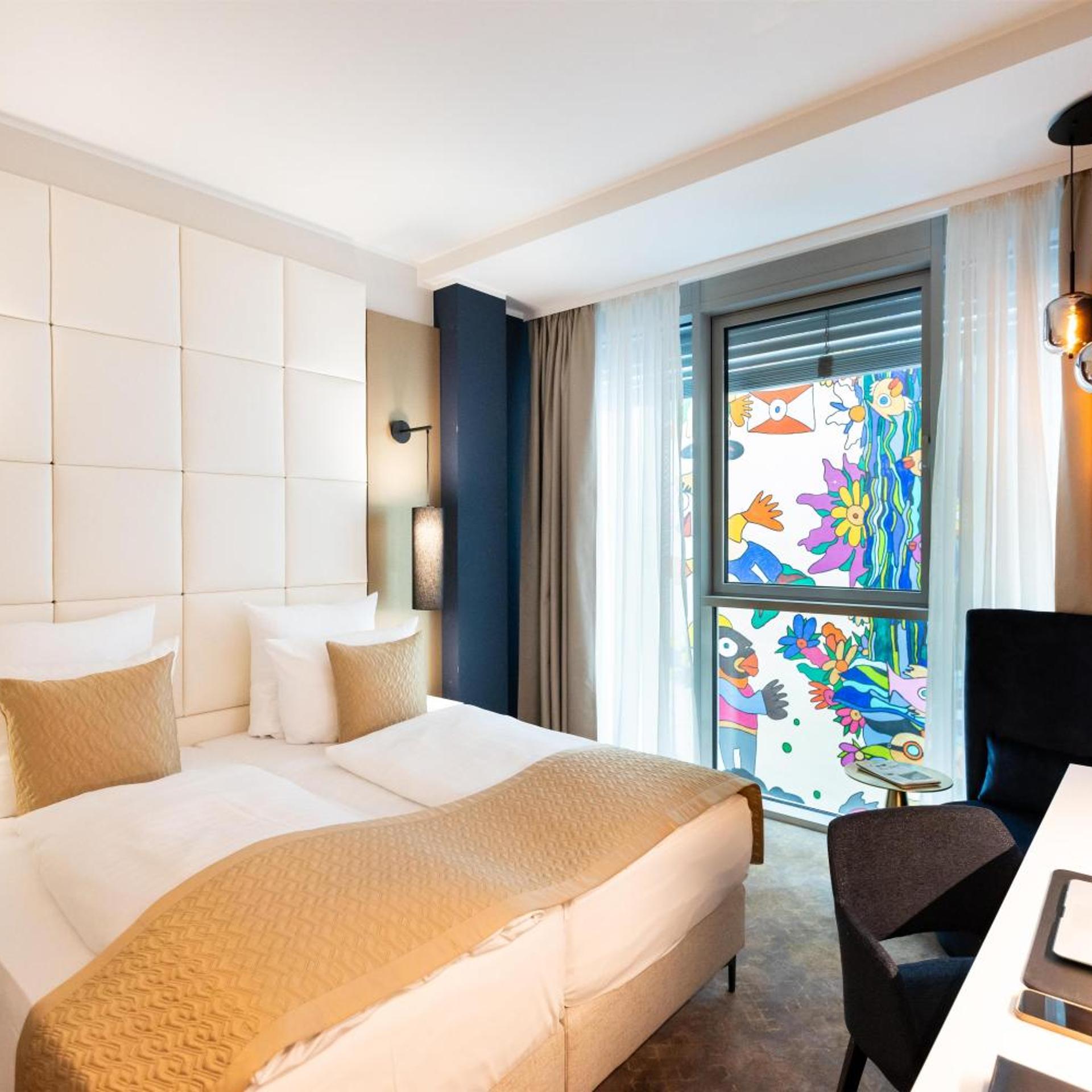 Room, Double Bed, Atrium View