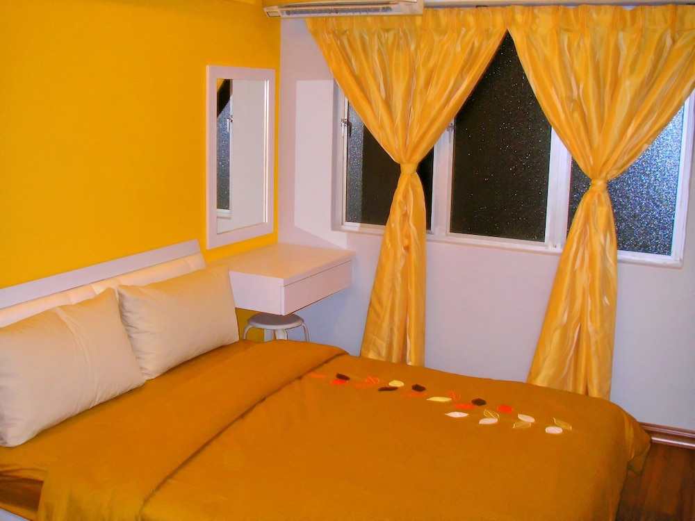 Malacca Hotel Apartment 27/66