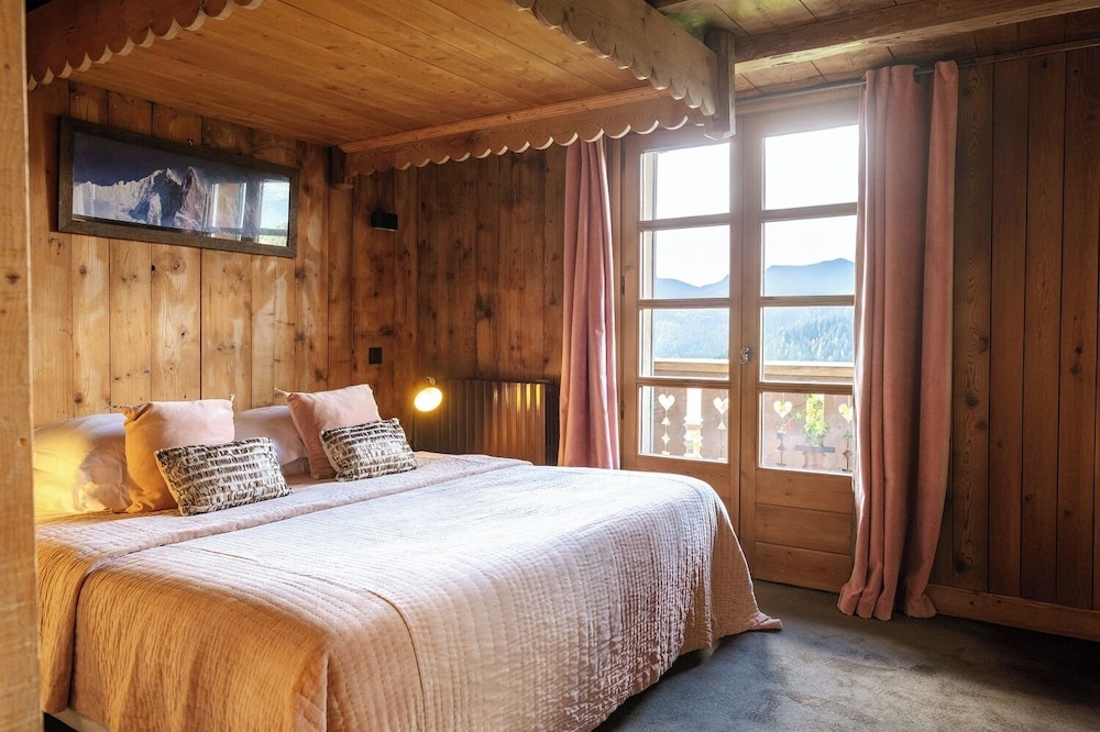 Les Roches Fleuries 15/50