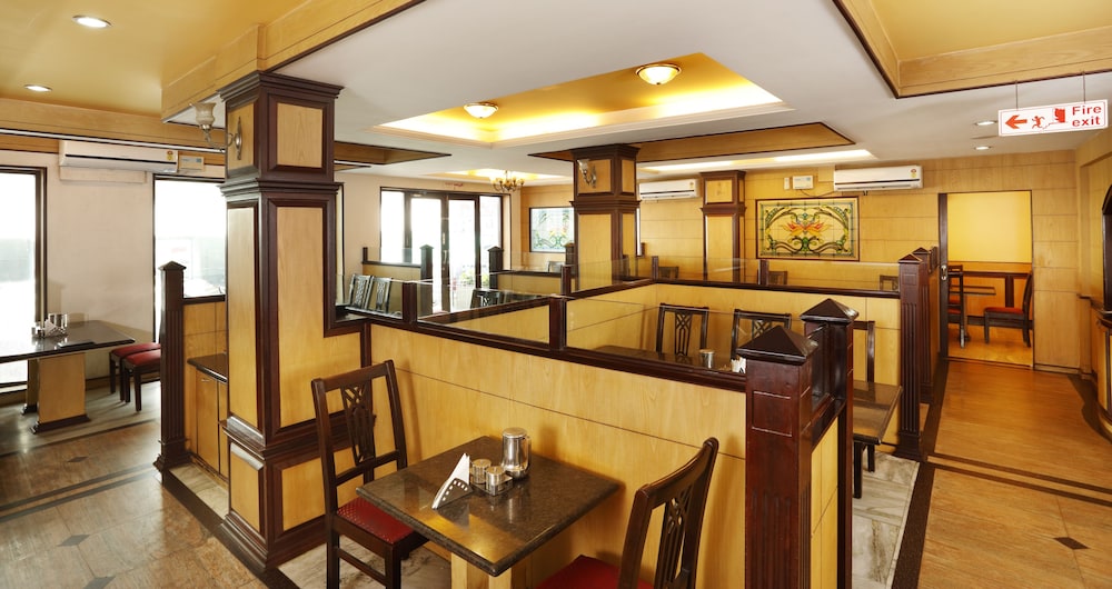 Sri Aarvee Hotels 22/30