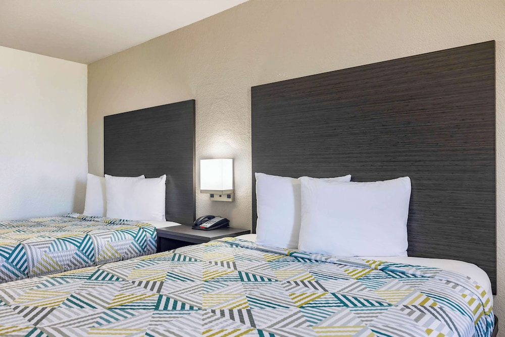 Motel6 Lake Charles, LA 29/55