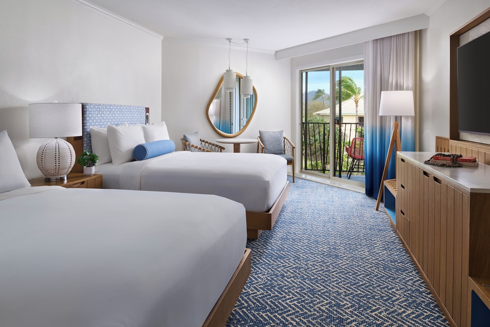 Renovated, Signature, 2 Queen Beds, Garden View