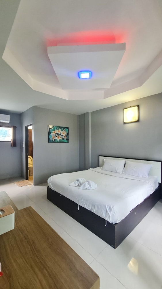 SUPERIOR, DOUBLE BED