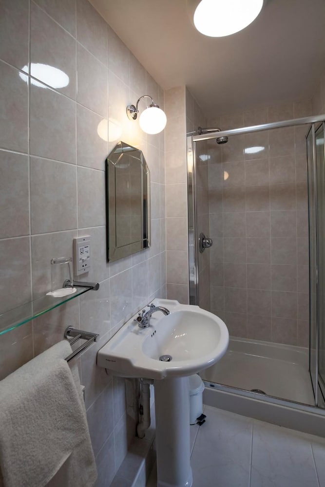 Arundel House Hotel 23/51