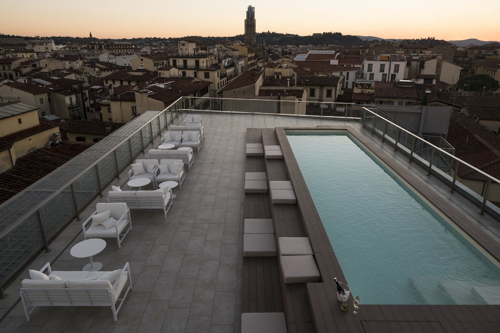 Glance Hotel In Florence 67/70
