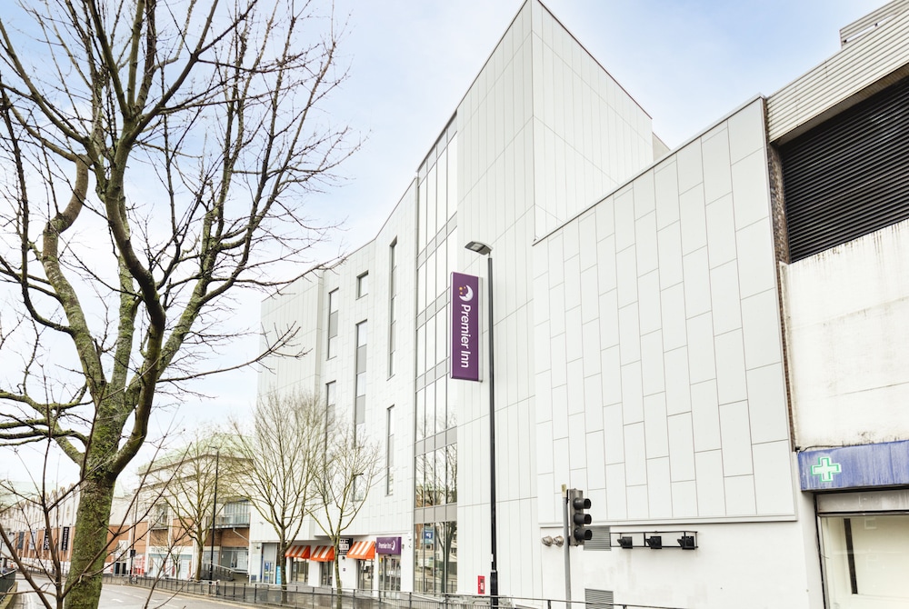 Premier Inn London Sutton in LONDON