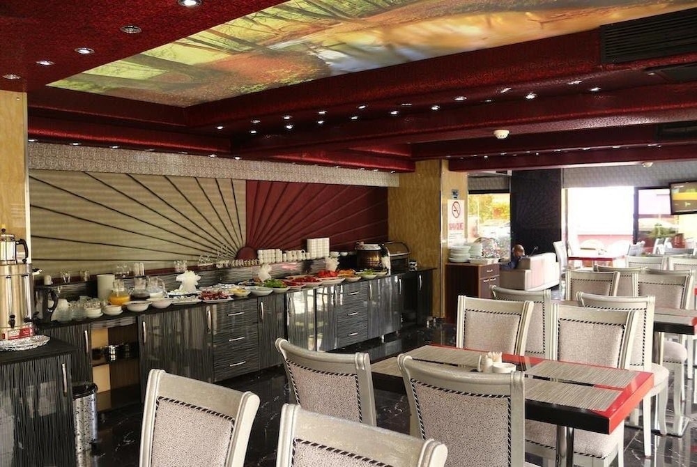 Murat Otel 21/28