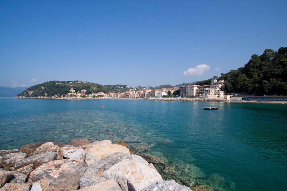 San Terenzo 20/37