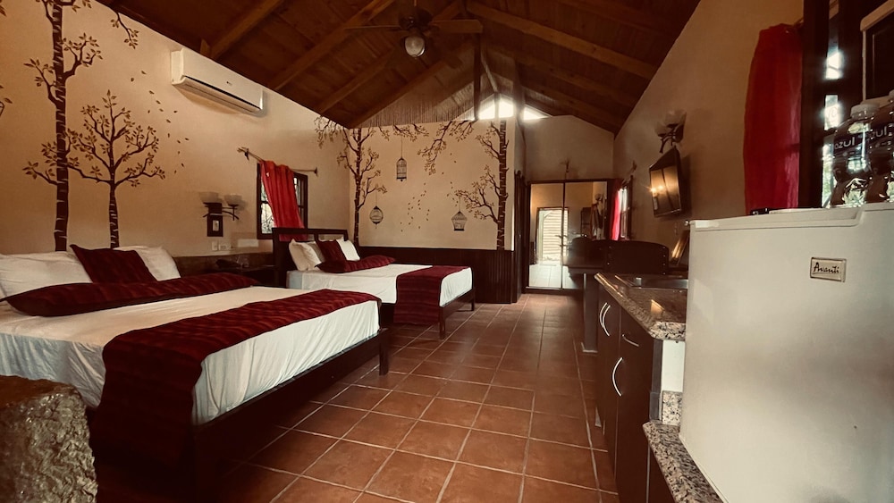 Mayan Hills Hotel 14/39