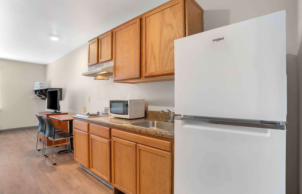Extended Stay America Select Suites - Gulfport 52/60