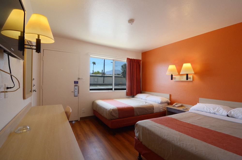Motel6 Indio, CA - Palm Springs 18/39